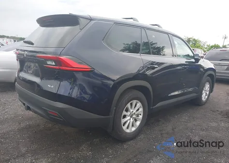 2024 Toyota Grand Highlander Xle/Limited/Platinum z USA, uszkodzony, nr VIN 5TDAAAB51RS055714